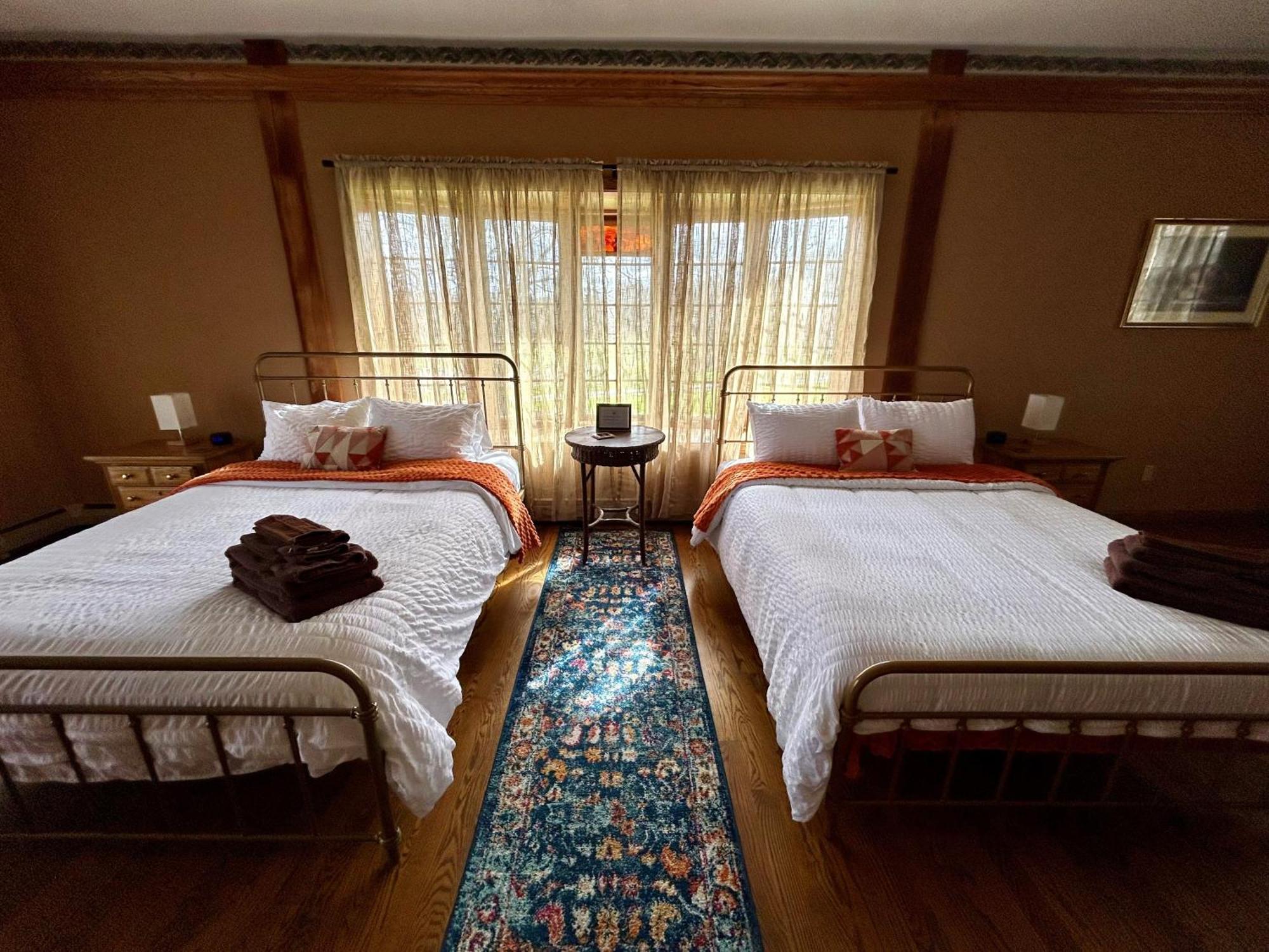 Warner-Concord Farms Bed & Breakfast Geneva Dış mekan fotoğraf
