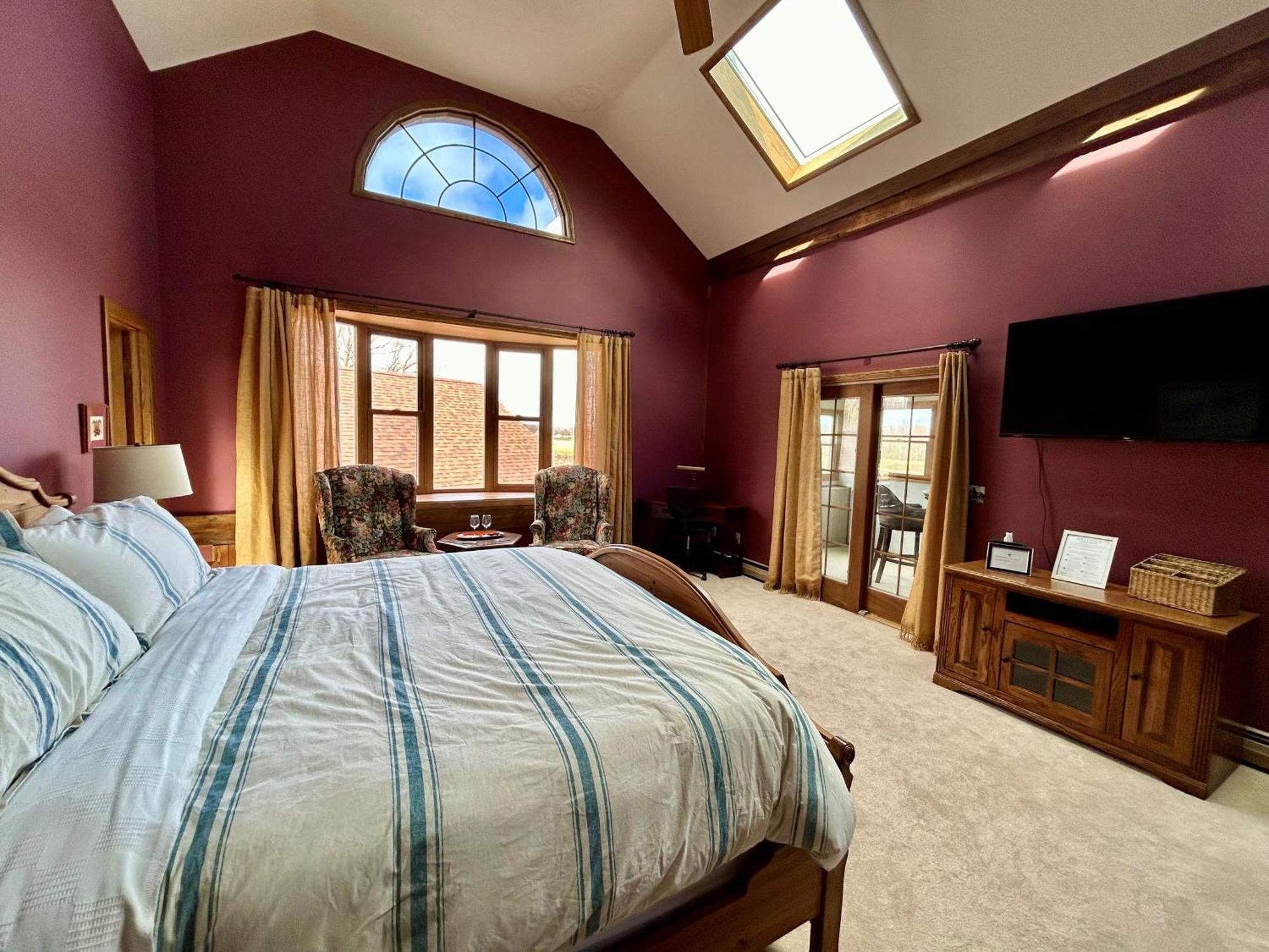 Warner-Concord Farms Bed & Breakfast Geneva Dış mekan fotoğraf